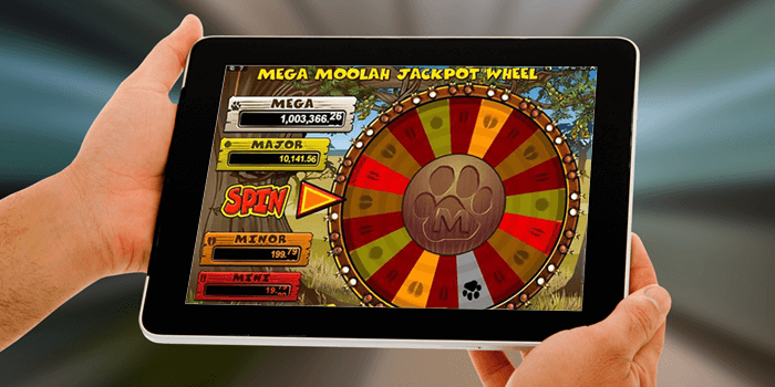 Is there any difference between Mega Moolah on mobile compared to Mega Moolah on desktop?